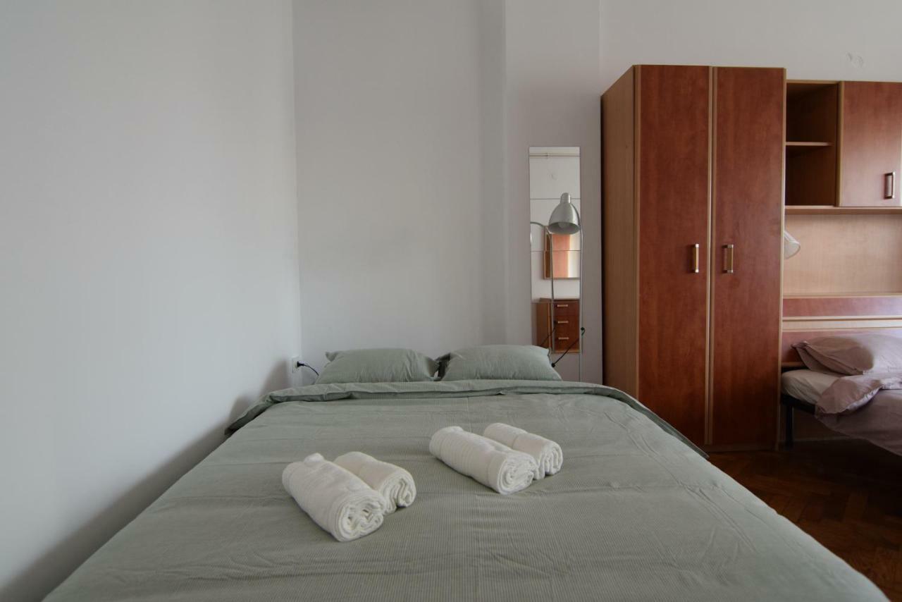 Ferienwohnung Resedinta Lui Calin - Downtown Park Cismigiu Bukarest Exterior foto