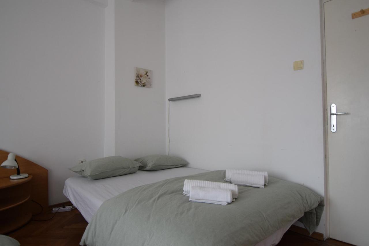 Ferienwohnung Resedinta Lui Calin - Downtown Park Cismigiu Bukarest Exterior foto