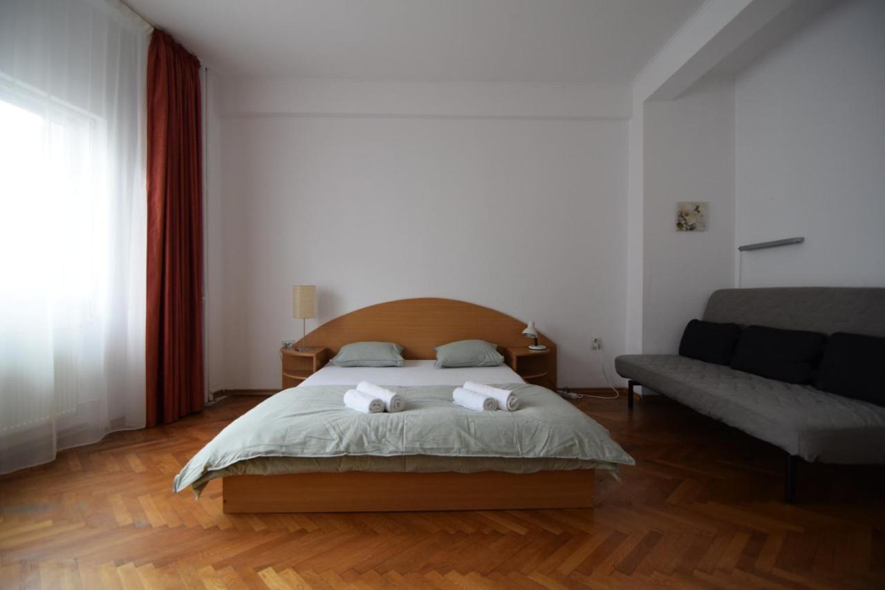 Ferienwohnung Resedinta Lui Calin - Downtown Park Cismigiu Bukarest Exterior foto